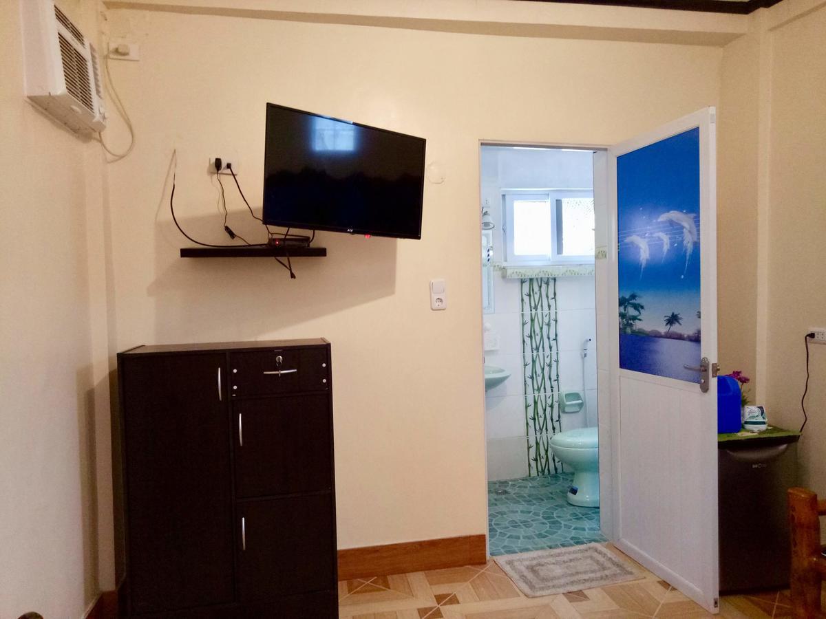 Prince Ludwig Beach Resort San Antonio  Zewnętrze zdjęcie