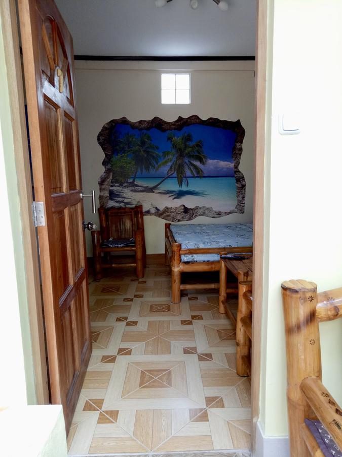 Prince Ludwig Beach Resort San Antonio  Zewnętrze zdjęcie